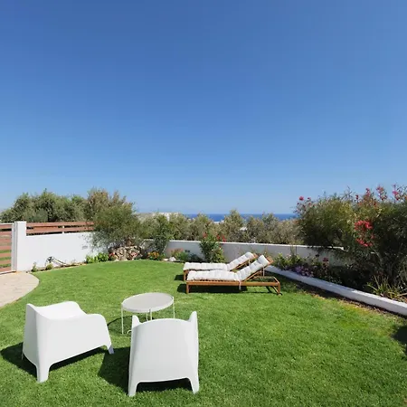 Sea Soon- Amazing Sea View Holiday home *