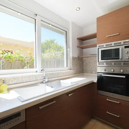 Sea Soon- Amazing Sea View Holiday home