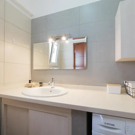 Sea Soon- Amazing Sea View Holiday home Achlia